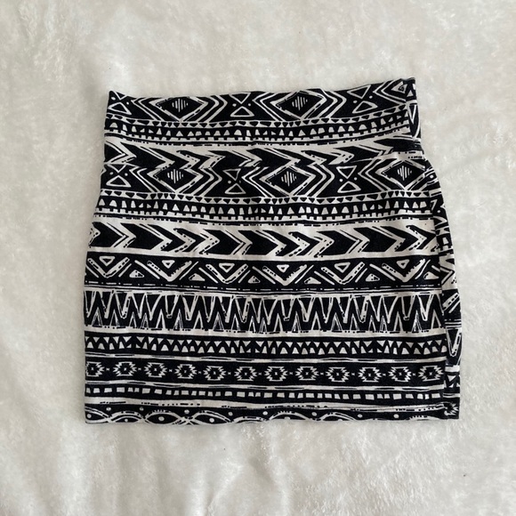 Mini skirt - Picture 1 of 1